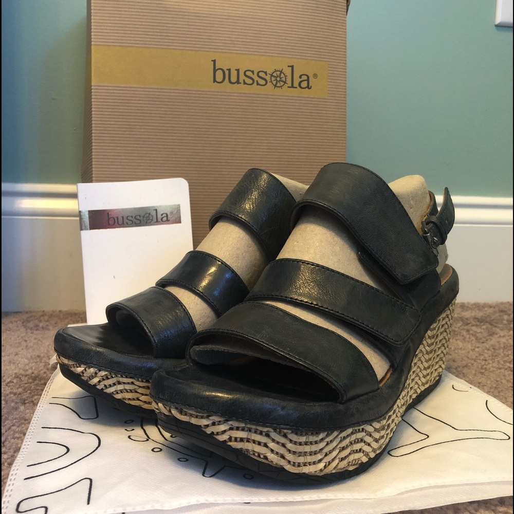 Bussola Tate Black Leather Woven Wedge Sandals
